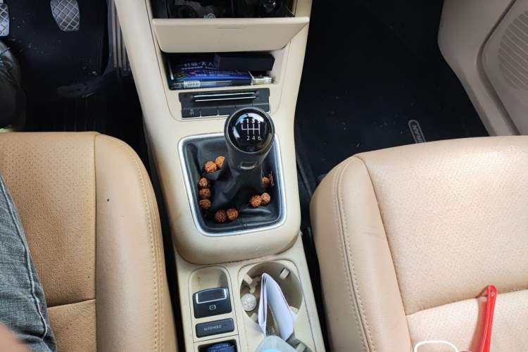 Used Volkswagen Tiguan 2012 1.8TSI Manual Two-Wheel Drive Enjoyment Edition Gear Lever