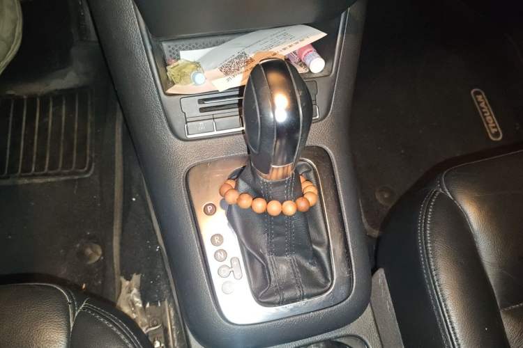 Used Volkswagen Tiguan 2012 1.8TSI Automatic Two-Wheel Drive Elite Edition Gear Lever