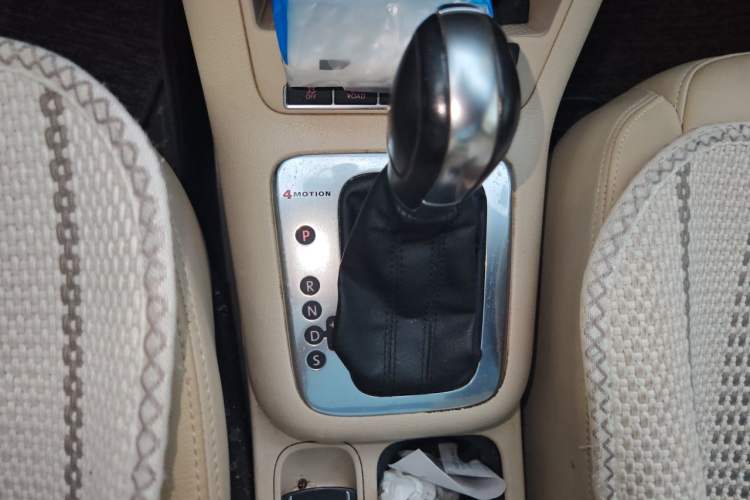 Used Volkswagen Tiguan 2012 2.0 TSI Luxury Edition Gear Lever