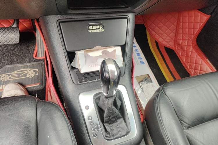 Used Volkswagen Tiguan 2012 1.8TSI Automatic Two-Wheel Drive Elite Edition Gear Lever