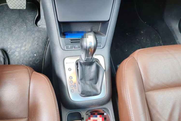 Used Volkswagen Tiguan 2012 2.0 TSI Comfort Edition Gear Lever