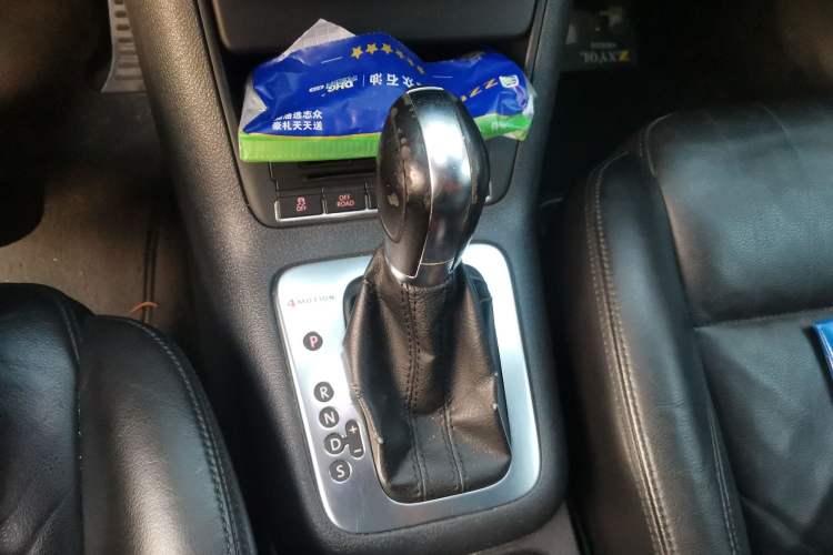 Used Volkswagen Tiguan 2012 2.0 TSI Luxury Edition Gear Lever