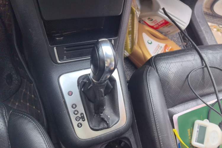 Used Volkswagen Tiguan 2012 1.8TSI Automatic Two-Wheel Drive Elite Edition Gear Lever