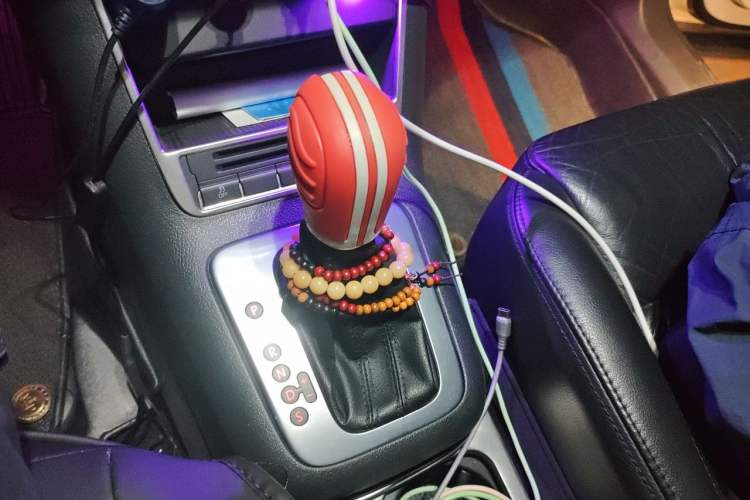 Used Volkswagen Tiguan 2012 1.8TSI Automatic Two-Wheel Drive Trend Edition Gear Lever