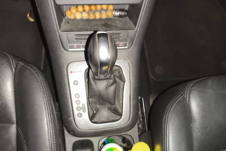 Used Volkswagen Tiguan 2012 2.0 TSI Comfort Edition Gear Lever