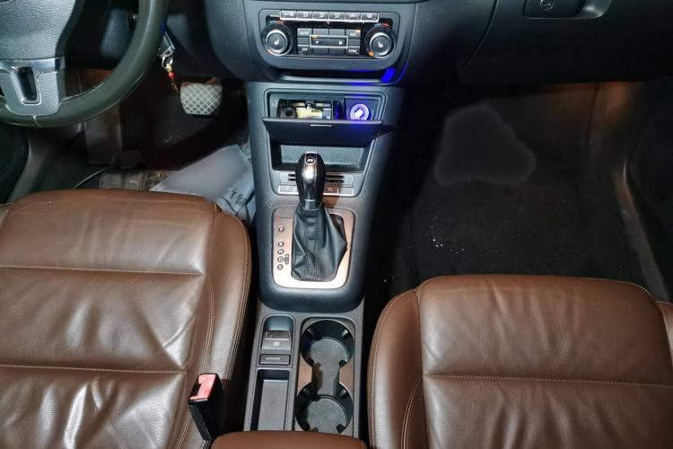Used Volkswagen Tiguan 2012 2.0 TSI Comfort Edition Gear Lever