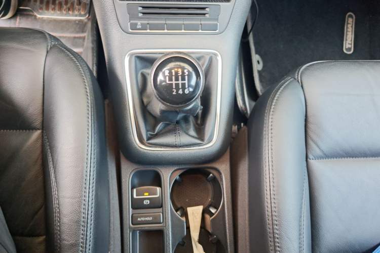 Used Volkswagen Tiguan 2012 1.8TSI Manual Two-Wheel Drive Enjoyment Edition Gear Lever