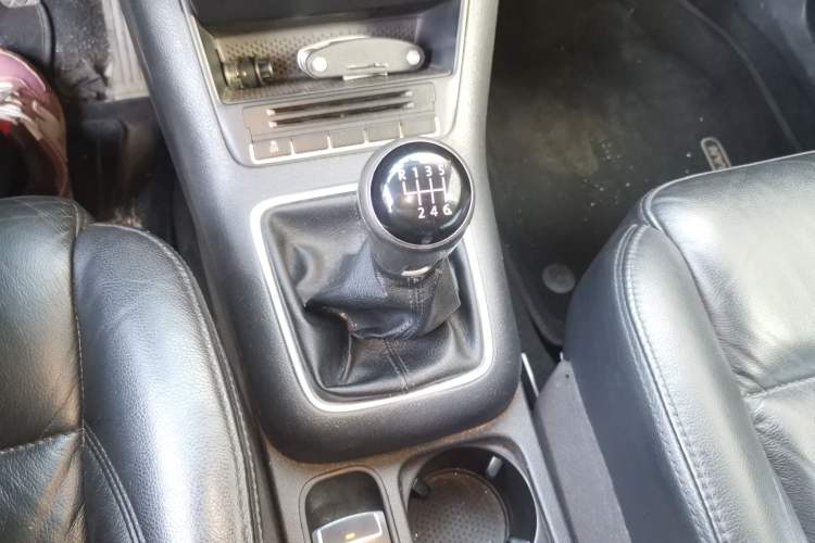 Used Volkswagen Tiguan 2012 1.8TSI Manual Two-Wheel Drive Enjoyment Edition Gear Lever