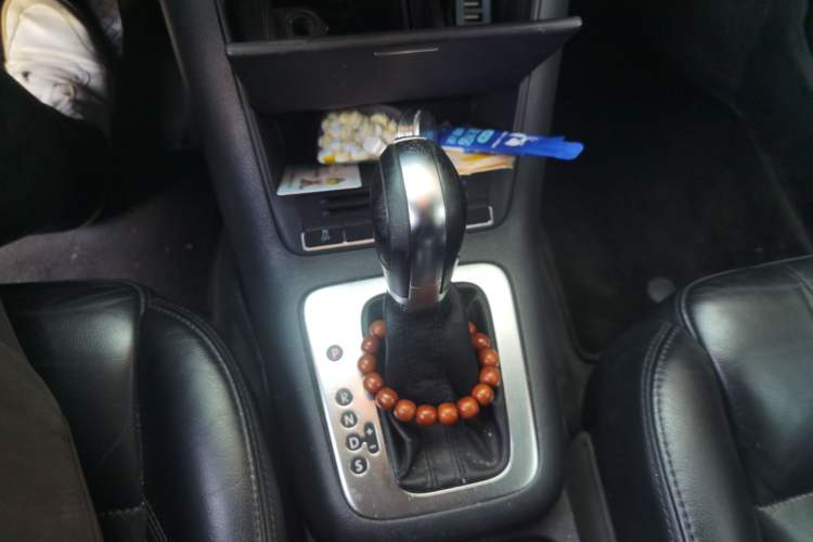 Used Volkswagen Tiguan 2012 1.8TSI Automatic Two-Wheel Drive Trend Edition Gear Lever