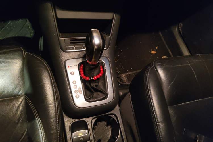Used Volkswagen Tiguan 2012 1.8TSI Automatic All-Wheel Drive Elite Edition Gear Lever