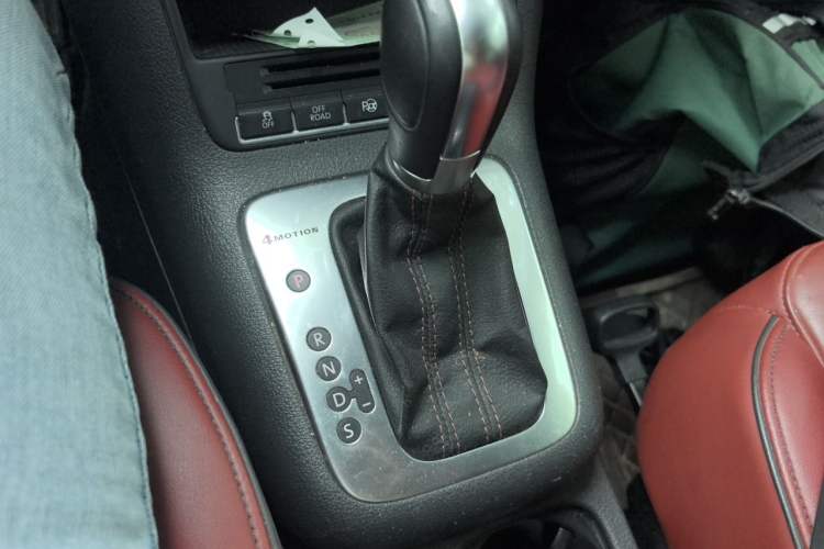 Used Volkswagen Tiguan 2012 2.0 TSI Luxury Edition Gear Lever