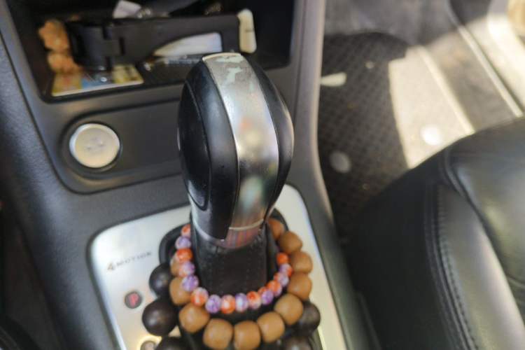 Used Volkswagen Tiguan 2012 1.8TSI Automatic All-Wheel Drive Elite Edition Gear Lever