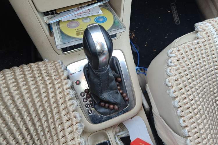 Used Volkswagen Tiguan 2012 1.8TSI Automatic All-Wheel Drive Fashion Edition Gear Lever