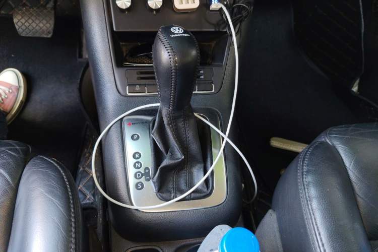 Used Volkswagen Tiguan 2012 1.8TSI Automatic All-Wheel Drive Elite Edition Gear Lever