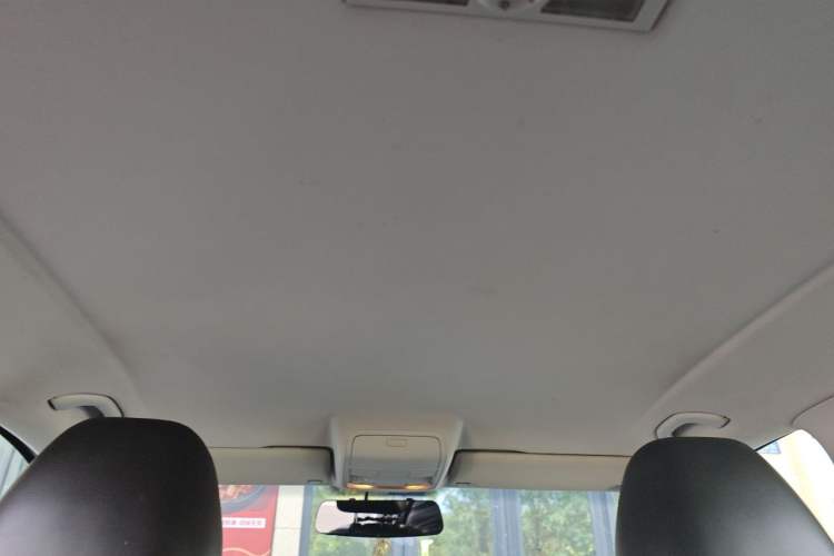 Used Volkswagen Tiguan 2012 1.8TSI Automatic Two-Wheel Drive Trend Edition Headliner