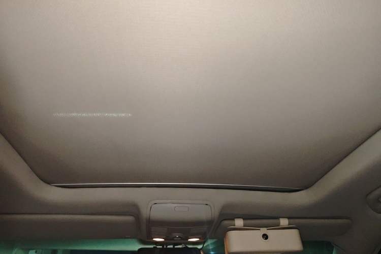 Used Volkswagen Tiguan 2012 1.8TSI Automatic All-Wheel Drive Elite Edition Headliner
