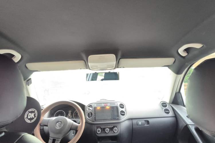 Used Volkswagen Tiguan 2012 1.8TSI Automatic Two-Wheel Drive Urban Edition Headliner