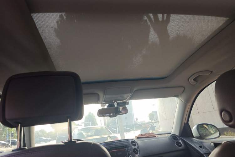Used Volkswagen Tiguan 2012 2.0 TSI Comfort Edition Headliner