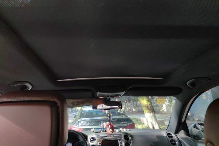 Used Volkswagen Tiguan 2012 2.0 TSI Luxury Edition Headliner