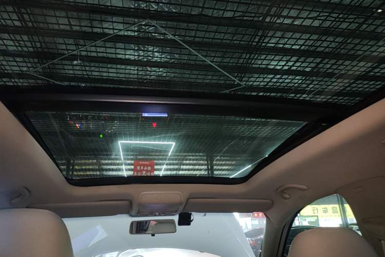 Used Volkswagen Tiguan 2012 1.8TSI Automatic All-Wheel Drive Fashion Edition Headliner