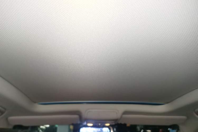 Used Volkswagen Tiguan 2012 1.8TSI Automatic Two-Wheel Drive Elite Edition Headliner