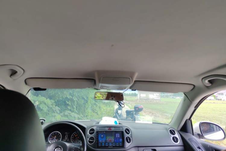 Used Volkswagen Tiguan 2012 1.8TSI Automatic Two-Wheel Drive Trend Edition Headliner