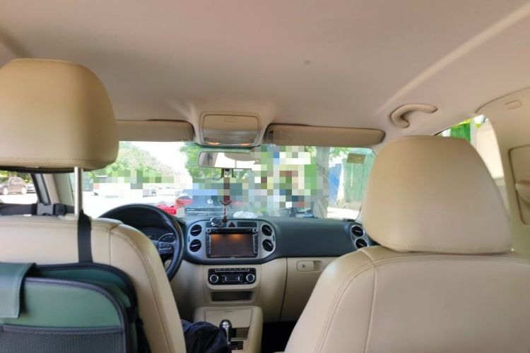 Used Volkswagen Tiguan 2012 1.8TSI Automatic All-Wheel Drive Fashion Edition Headliner