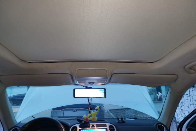 Used Volkswagen Tiguan 2012 1.8TSI Automatic All-Wheel Drive Elite Edition Headliner