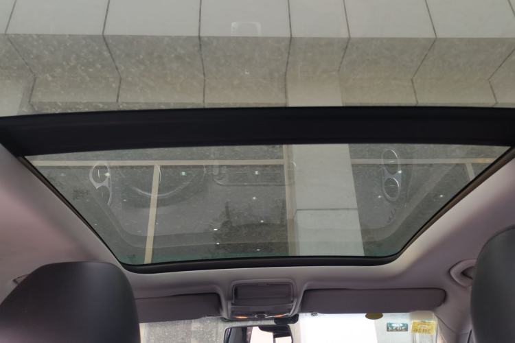 Used Volkswagen Tiguan 2012 2.0 TSI Automatic All-Wheel Drive Elite Edition Headliner