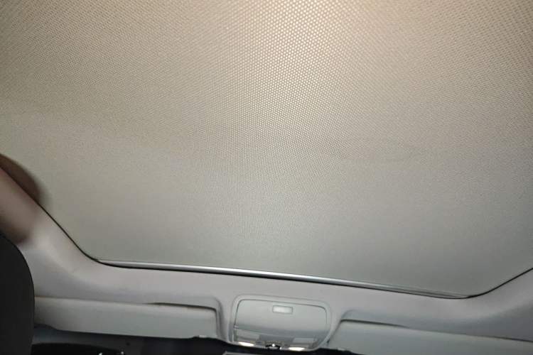 Used Volkswagen Tiguan 2012 1.8TSI Automatic All-Wheel Drive Elite Edition Headliner