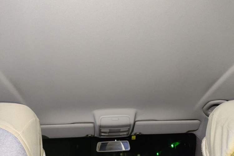 Used Volkswagen Tiguan 2012 1.8TSI Automatic Two-Wheel Drive Urban Edition Headliner