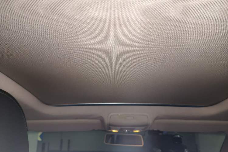 Used Volkswagen Tiguan 2012 1.8TSI Automatic All-Wheel Drive Elite Edition Headliner