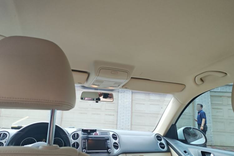 Used Volkswagen Tiguan 2012 1.8TSI Automatic Two-Wheel Drive Trend Edition Headliner