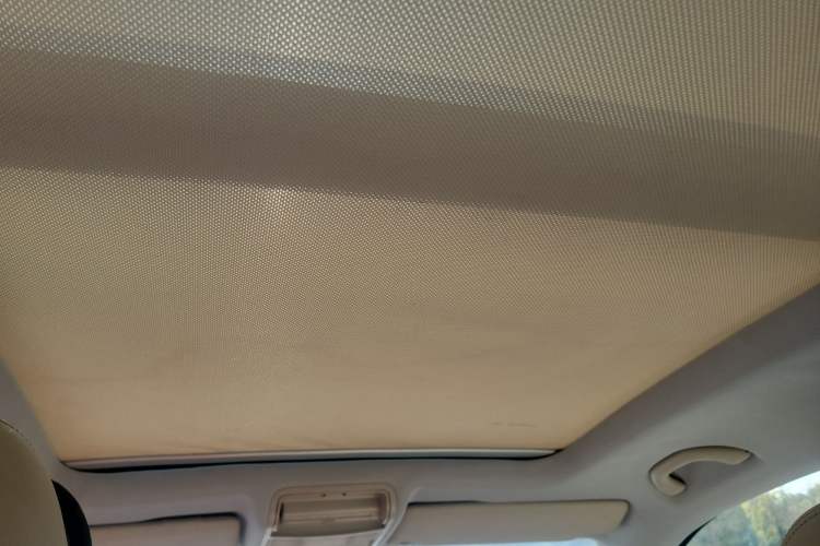 Used Volkswagen Tiguan 2012 2.0 TSI Automatic All-Wheel Drive Elite Edition Headliner