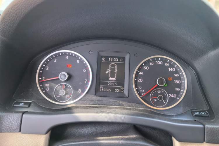Used Volkswagen Tiguan 2012 1.8TSI Automatic All-Wheel Drive Elite Edition Instrument Cluster