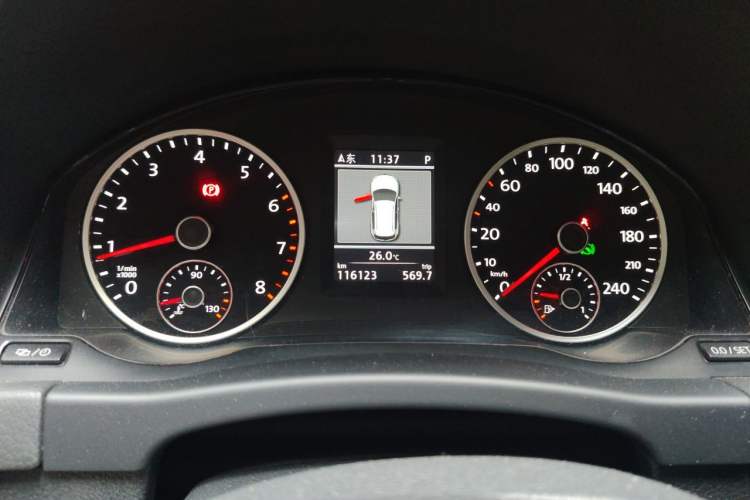 Used Volkswagen Tiguan 2012 2.0 TSI Comfort Edition Instrument Cluster