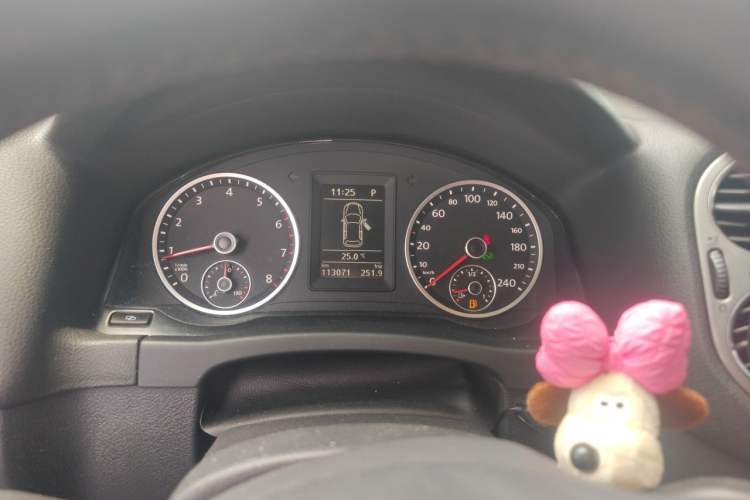 Used Volkswagen Tiguan 2012 1.8TSI Automatic Two-Wheel Drive Trend Edition Instrument Cluster