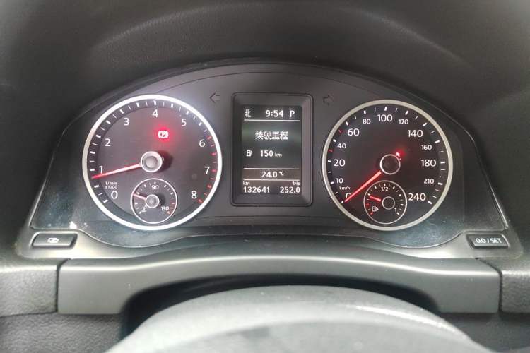 Used Volkswagen Tiguan 2012 1.8TSI Automatic Two-Wheel Drive Elite Edition Instrument Cluster