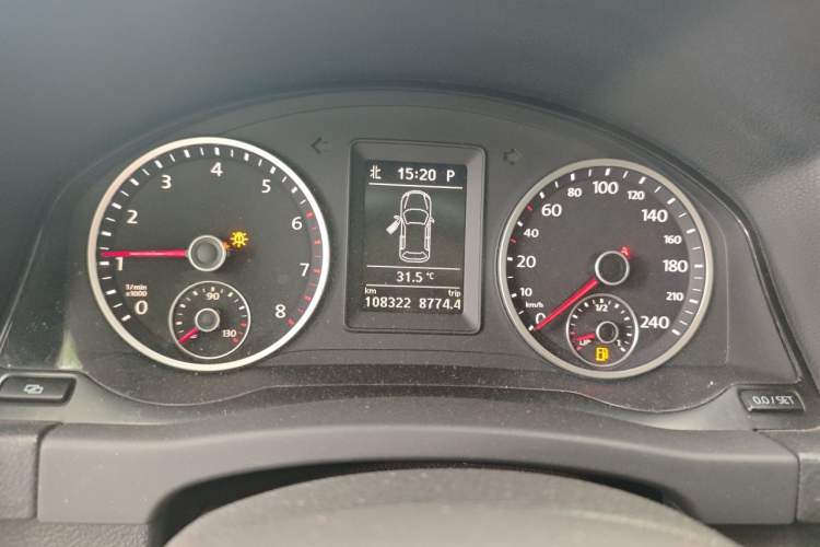 Used Volkswagen Tiguan 2012 2.0 TSI Automatic All-Wheel Drive Flagship Edition Instrument Cluster