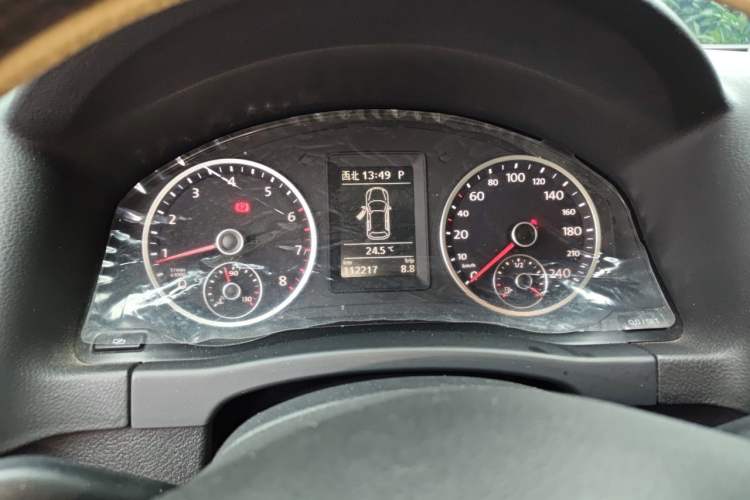 Used Volkswagen Tiguan 2012 1.8TSI Automatic All-Wheel Drive Elite Edition Instrument Cluster