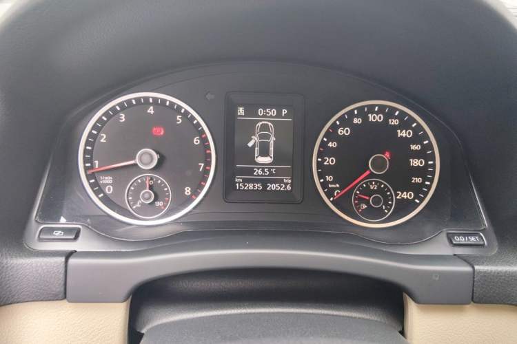 Used Volkswagen Tiguan 2012 1.8TSI Automatic All-Wheel Drive Elite Edition Instrument Cluster