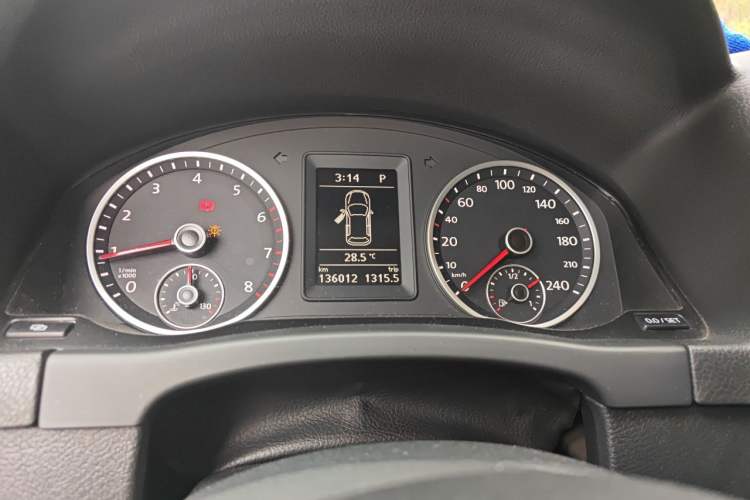 Used Volkswagen Tiguan 2012 1.8TSI Automatic Two-Wheel Drive Urban Edition Instrument Cluster