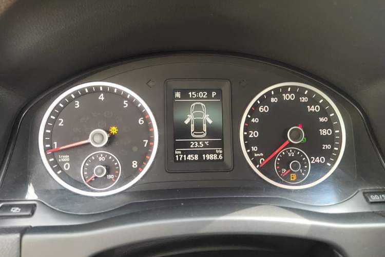 Used Volkswagen Tiguan 2012 1.8TSI Automatic Two-Wheel Drive Elite Edition Instrument Cluster