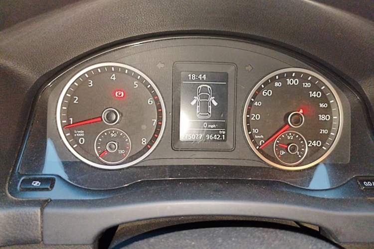 Used Volkswagen Tiguan 2012 1.8TSI Manual Two-Wheel Drive Urban Edition Instrument Cluster