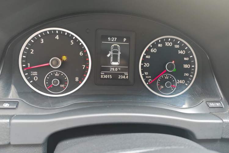 Used Volkswagen Tiguan 2012 1.8TSI Automatic Two-Wheel Drive Trend Edition Instrument Cluster