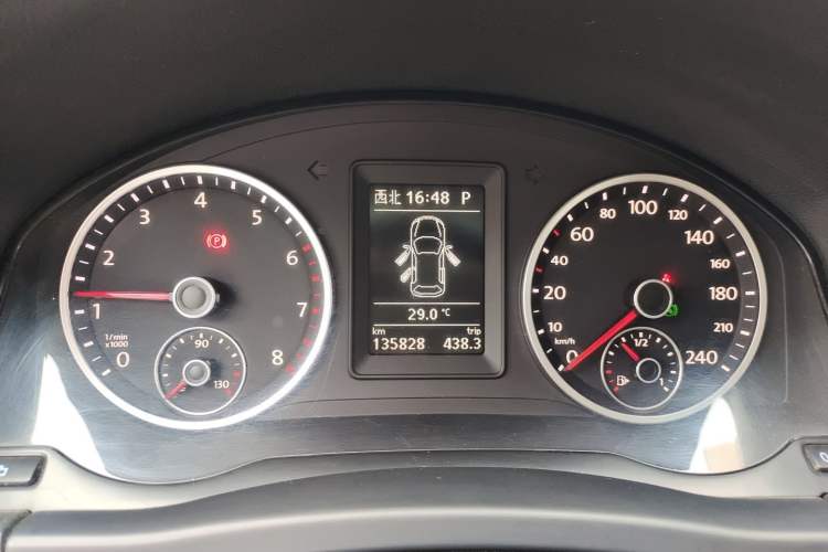 Used Volkswagen Tiguan 2012 1.8TSI Automatic All-Wheel Drive Elite Edition Instrument Cluster