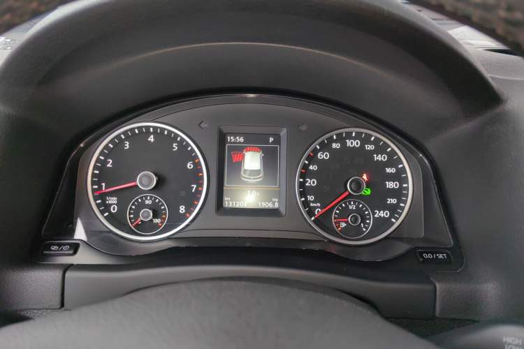 Used Volkswagen Tiguan 2012 2.0 TSI Comfort Edition Instrument Cluster