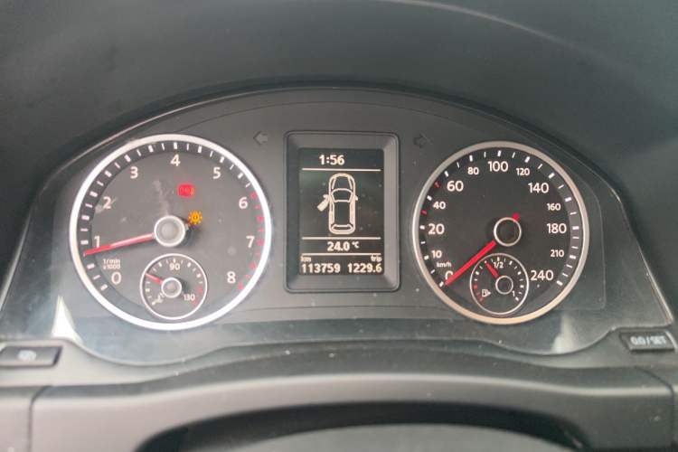 Used Volkswagen Tiguan 2012 1.8TSI Manual Two-Wheel Drive Urban Edition Instrument Cluster
