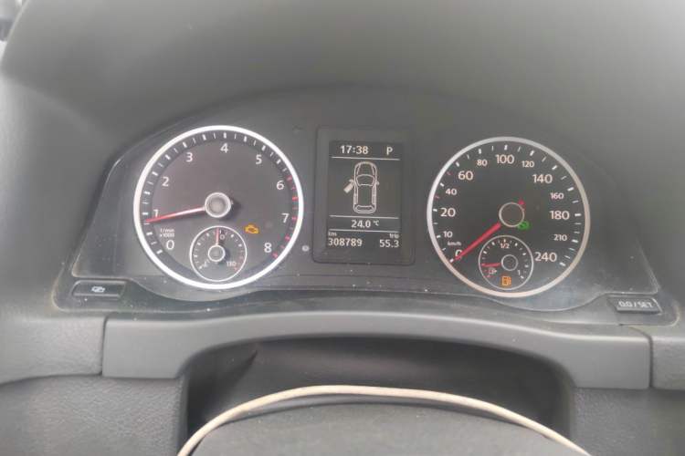 Used Volkswagen Tiguan 2012 1.8TSI Automatic Two-Wheel Drive Trend Edition Instrument Cluster