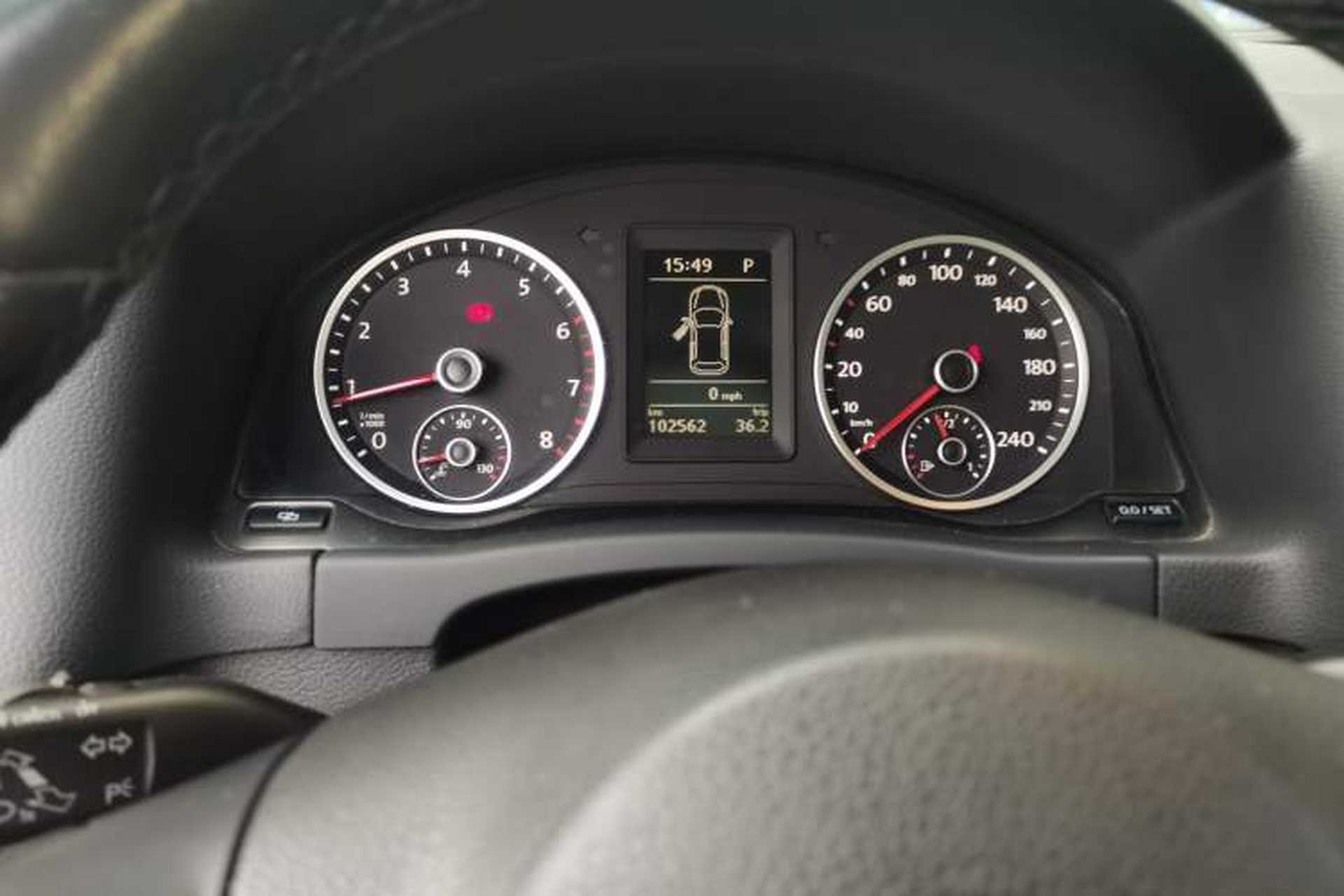 Used Volkswagen Tiguan 2012 2.0 TSI Automatic All-Wheel Drive Elite Edition Instrument Cluster